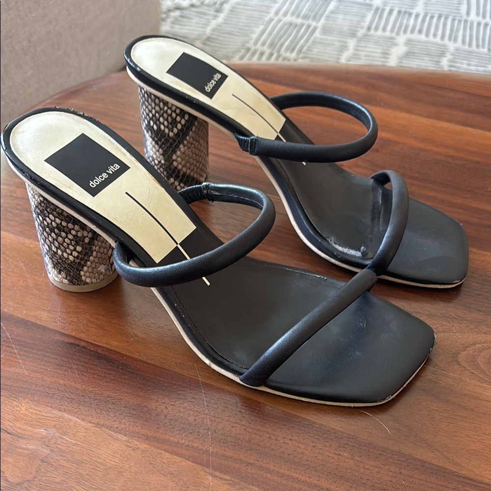 Dolce Vita Black and Tan Noles Sandals